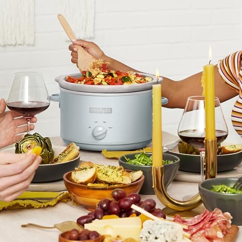 Crock-Pot 4.5 Quart Manual Slow Cooker – Macaroon Blue v3017
